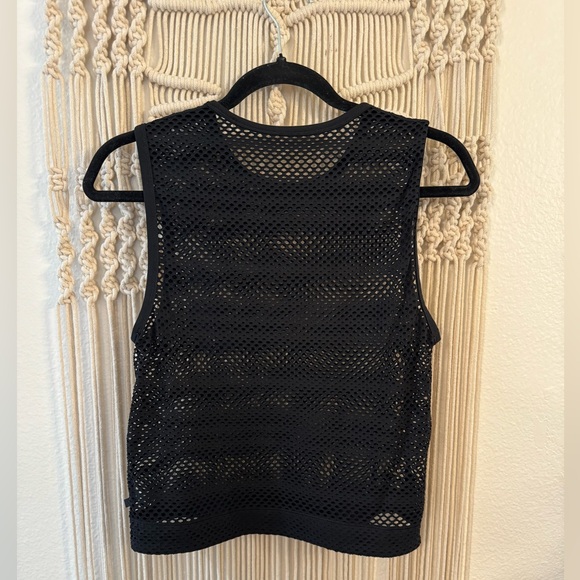 lululemon top - Picture 2 of 2